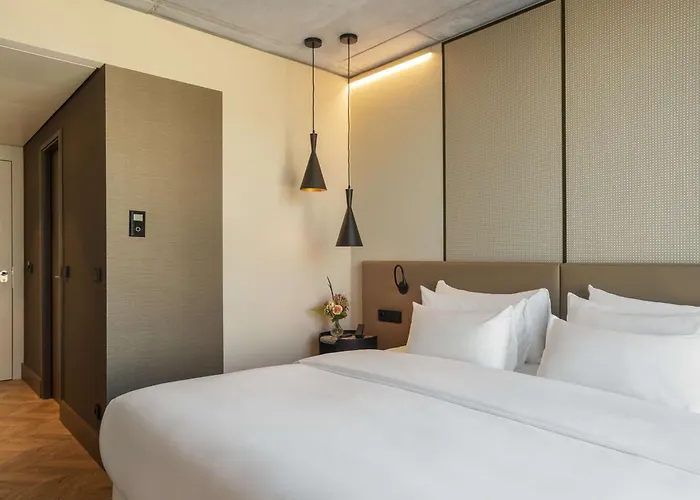 Nh Collection Frankfurt Spin Tower فندق