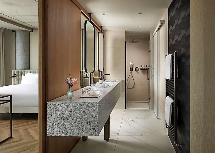 Nh Collection Frankfurt Spin Tower Hotel 4*